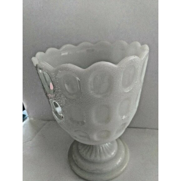 E.O. Brody USA M4200 Milk Glass Pedestal Goblet Vase 1950s Thumbprint Pattern - Picture 2 of 10